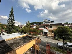 Ang Mo Kio Avenue 4 (D20), Semi-Detached #467619531
